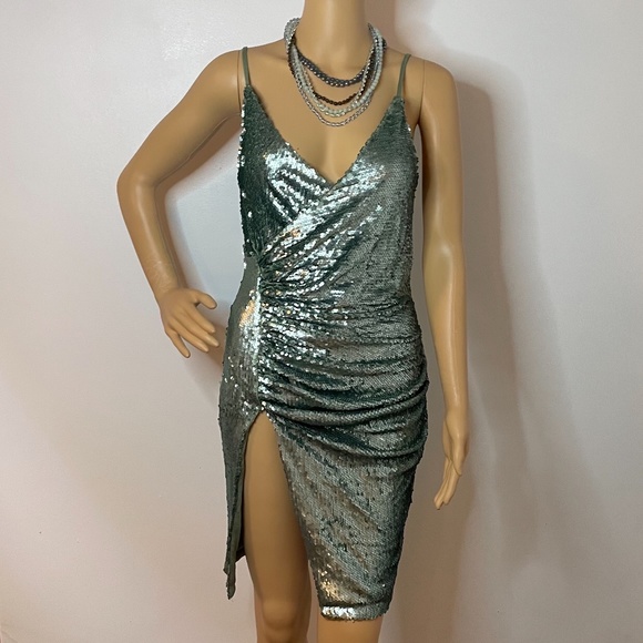 Vintage Dresses & Skirts - 💕 HOST PICK!!! Sea green mermaid sexy sequin high slit dress!